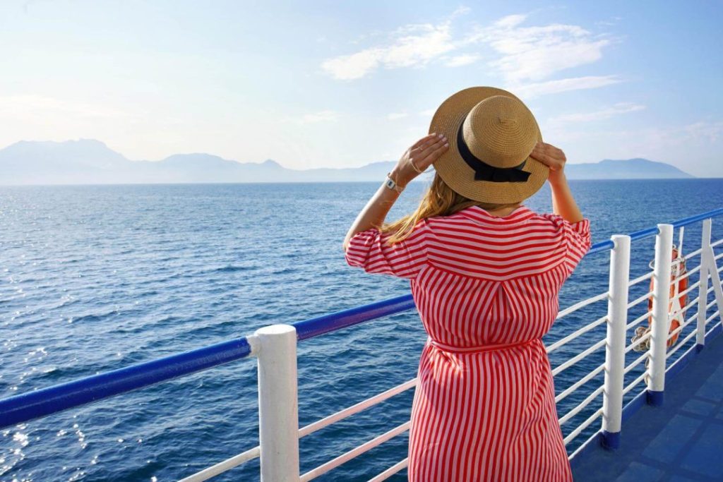 5 Cruise Outfits That Can Cause Problems at Sea