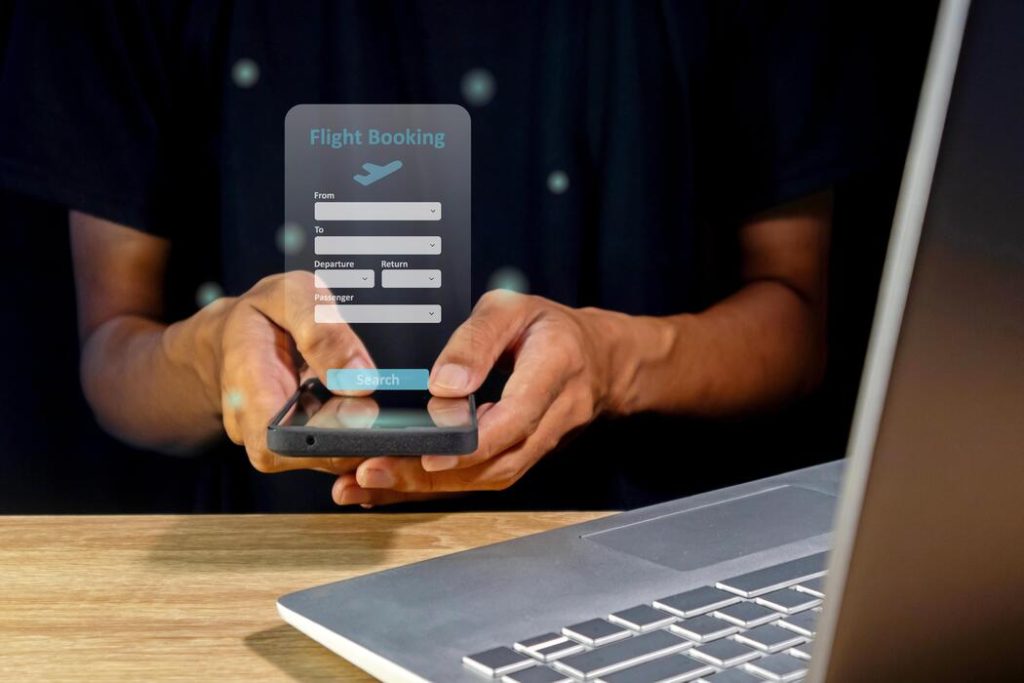 Incognito Mode Won’t Get You Cheaper Flights. Here’s What Actually Does