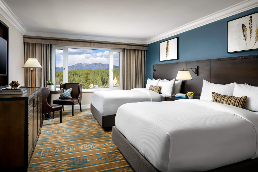 Why Two Beds Can Cost Less Than One King at a Hotel